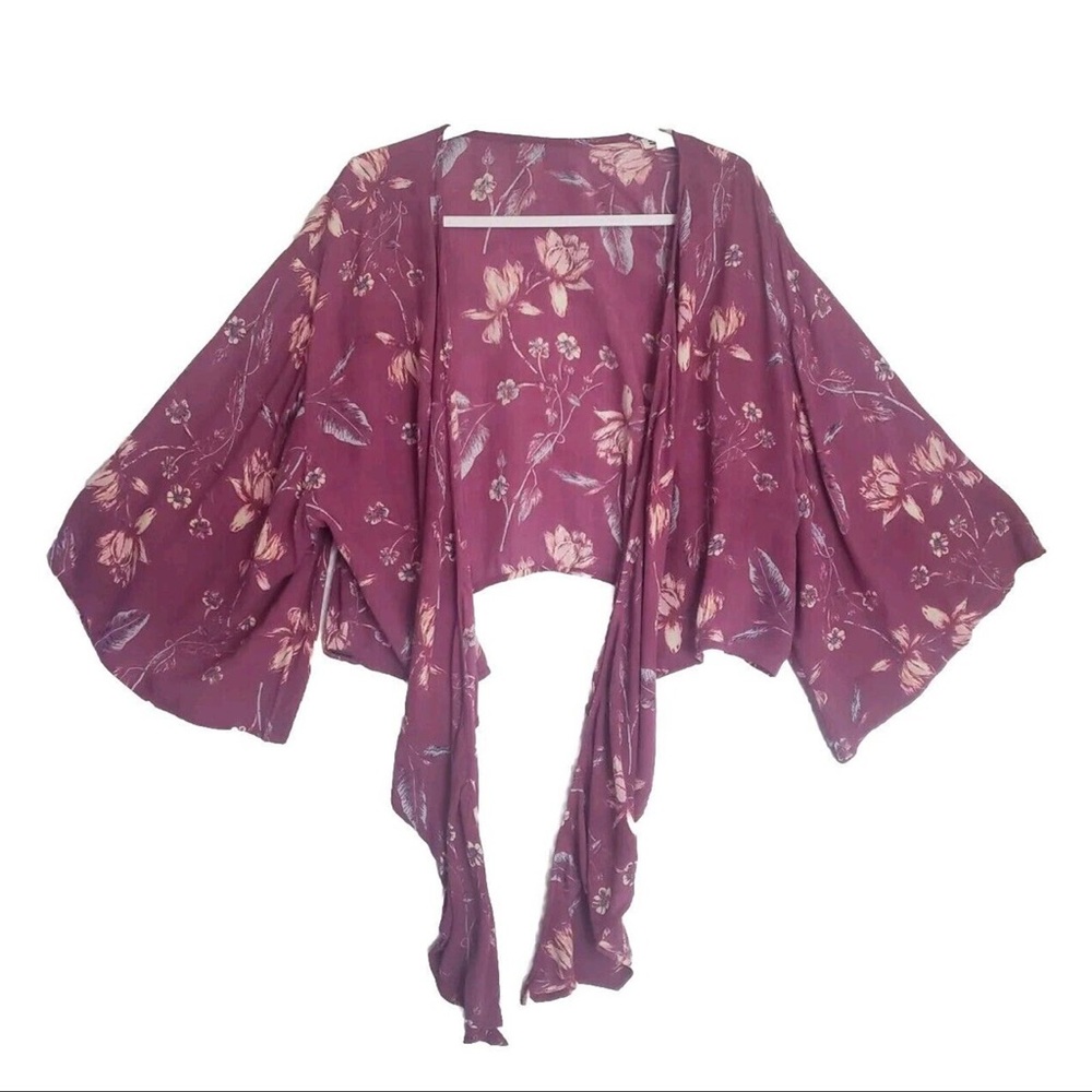 Billabong Women's Tie Front Long Bell Sleeve Boho Pink Floral Blouse. - Picture 4 of 10